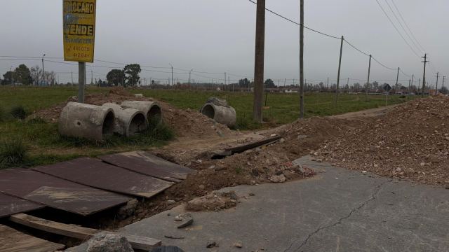 Desde la UCR piden respuestas al Municipio por la paralización de la obra cloacal en Av. Pellegrini
