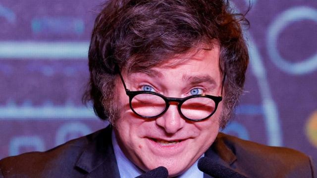 Milei viaja a España para reunirse con inversores y exponer en una universidad
