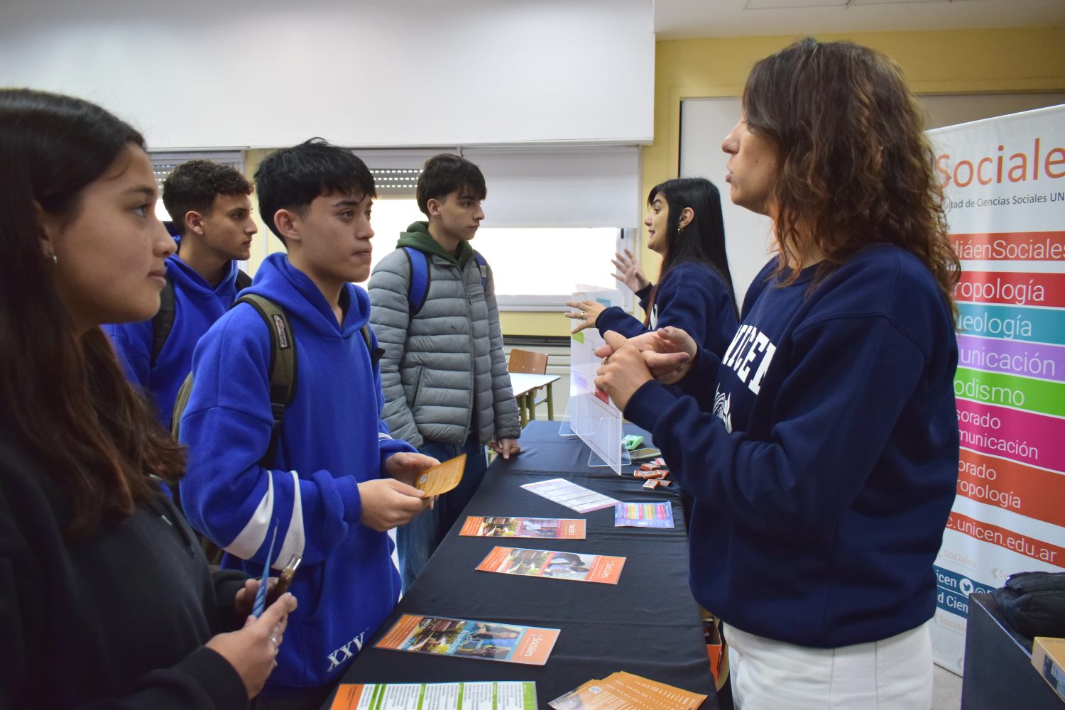 Cerca de 2 mil estudiantes del nivel secundario participaron de la Expo UNICEN