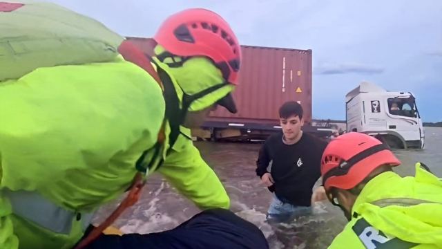 Dos días de tormentas que golpearon a la Provincia: 4.460 evacuados y tres personas desaparecidas