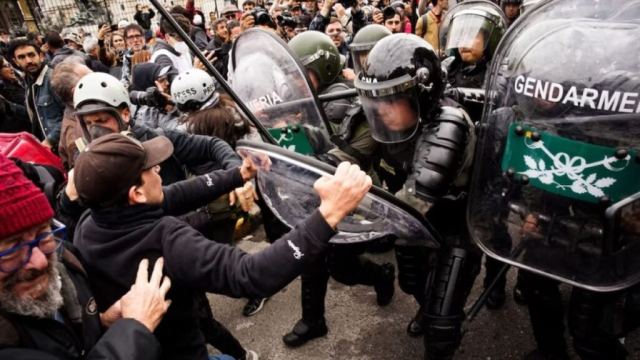Jubilados: Otro miércoles de tensión con las fuerzas de seguridad en el Congreso de la Nación