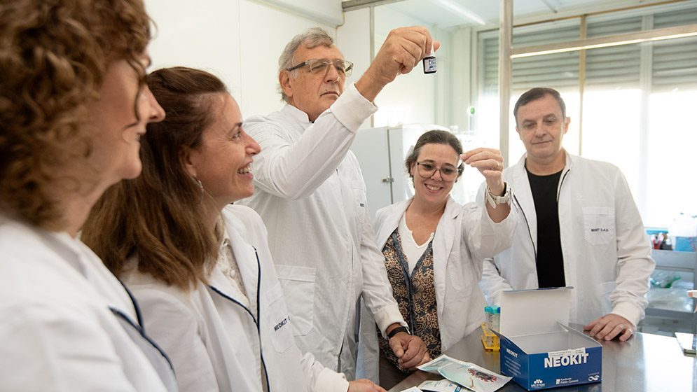 Un kit desarrollado por el CONICET detecta dengue, chagas, viruela de mono, chikungunya y coronavirus en una hora
