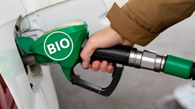 Vuelven a aumentar los biocombustibles y se espera que la suba se refleje en los surtidores