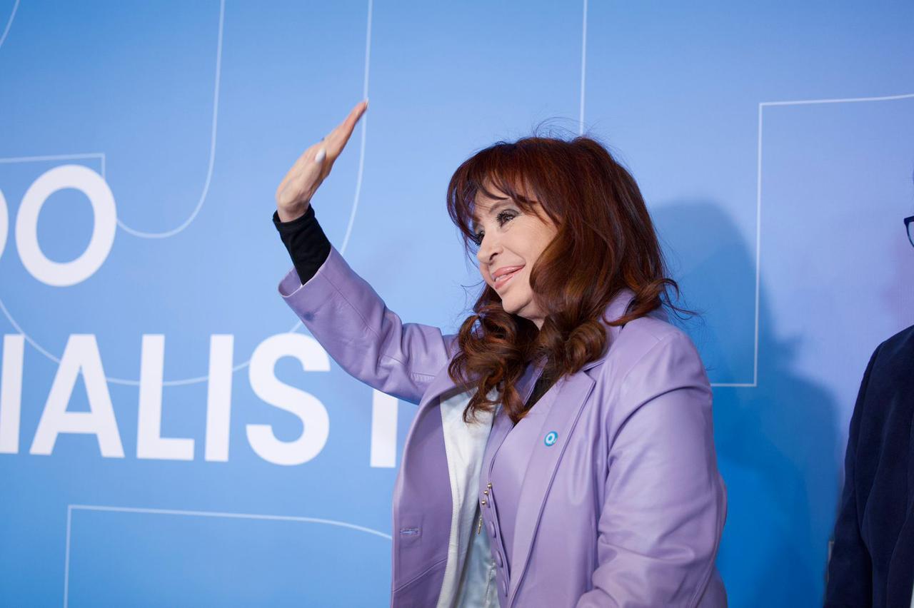 CFK habló en la sede del PJ antes del fallo de la Corte: “Estar presa es un certificado de dignidad”