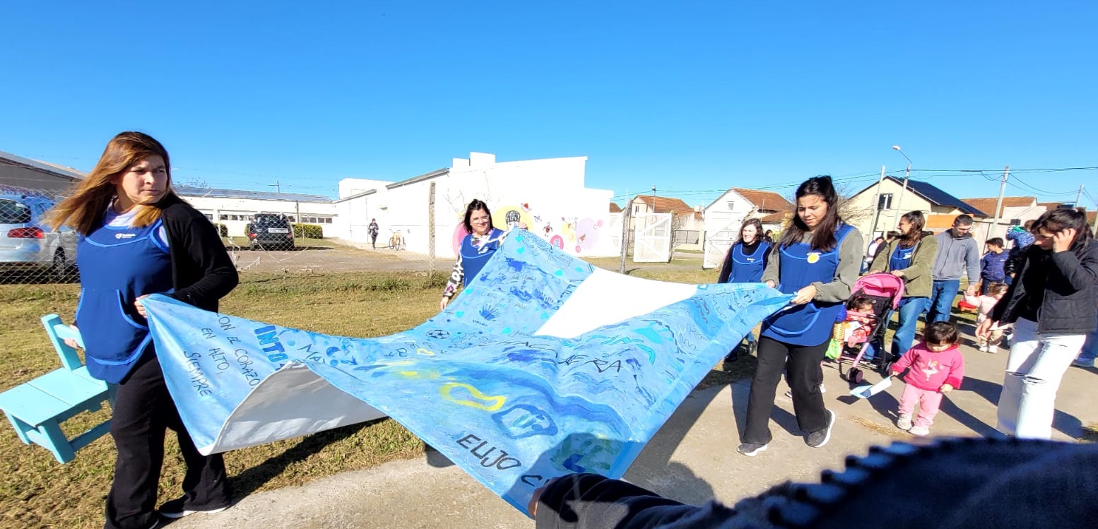 Los Jardines Maternales Municipales conmemoraron el Día de la Bandera