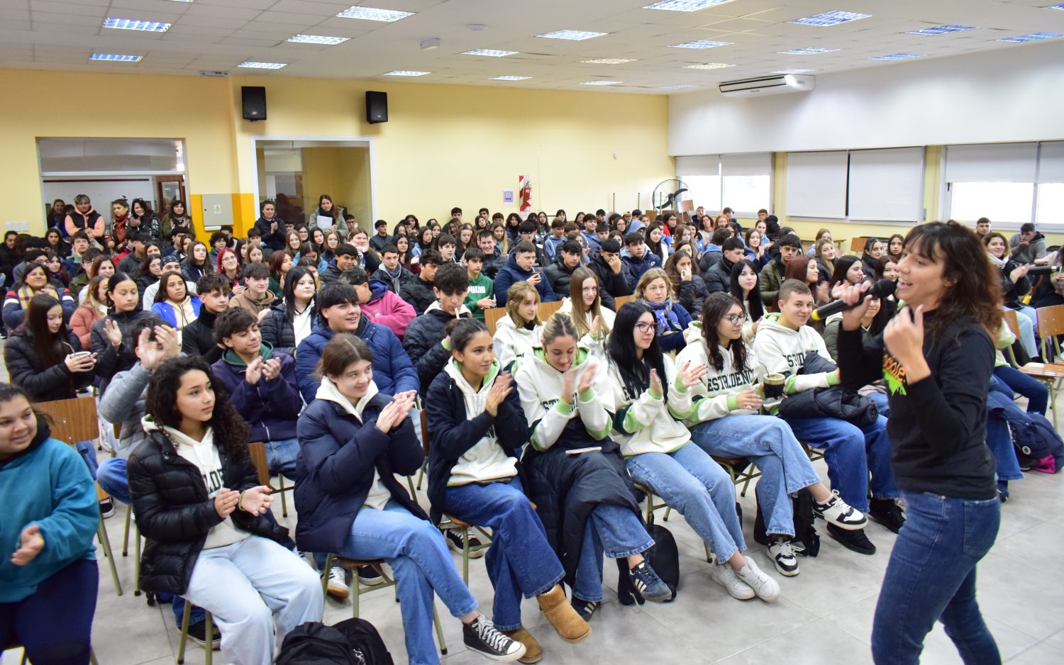 Se llevó adelante una nueva edición de "Sociales en Acción" con la participación de 500 estudiantes secundarios