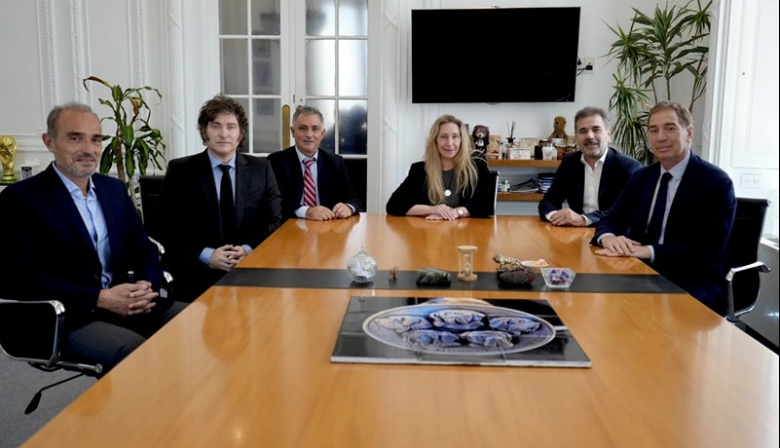 Por unanimidad, el PRO votó aliarse con LLA para enfrentar al kirchnerismo en PBA