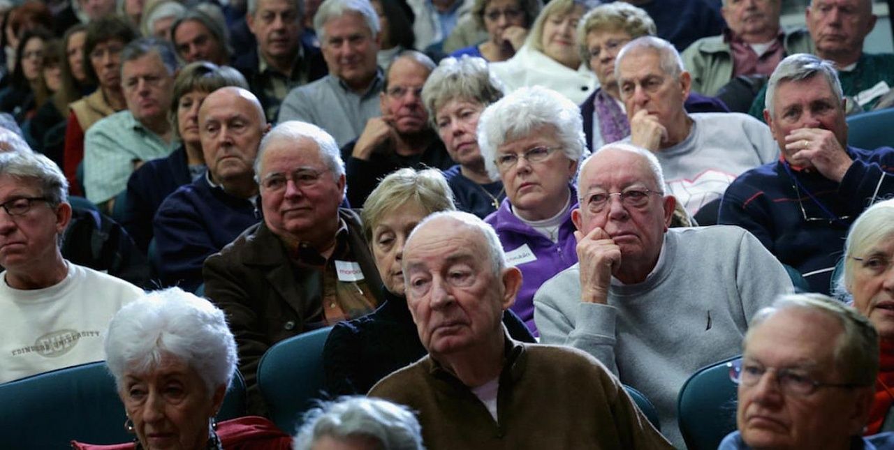 Jubilados y Pensionados: ANSES confirmó el bono en agosto, que sigue sin actualizarse