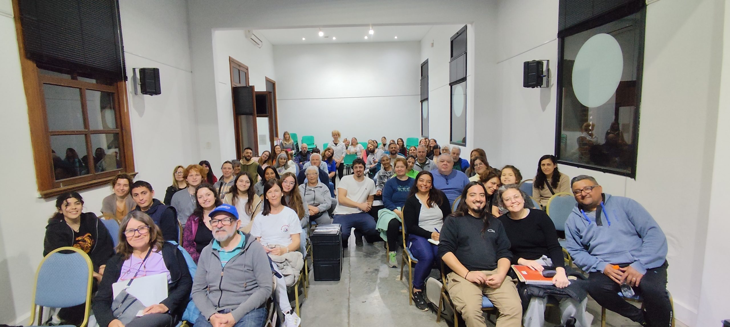 Ante un gran marco de concurrentes se realizó un nuevo Taller de Compostaje