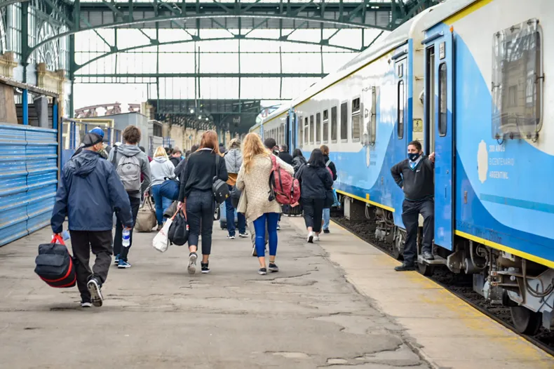 Trenes Argentinos habilitó la venta de pasajes para octubre y noviembre a Mar del Plata, Junín y Bragado