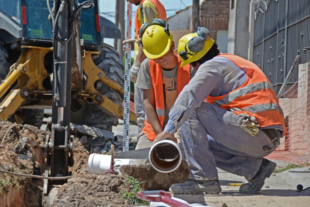Se encuentra suspendido el suministro de agua en tres sectores de la ciudad