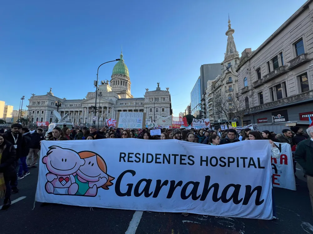 El Gobierno promulgó la Ley de Emergencia Pediátrica y de Financiamiento Universitario, pero sin aplicación
