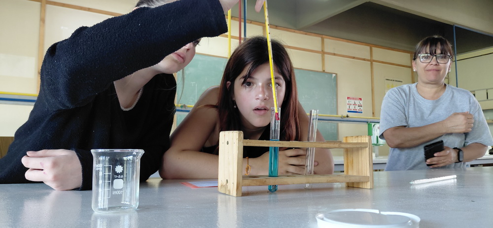 La FIO recibió a más de un centenar de estudiantes secundarios en la Semana Nacional de la Ciencia