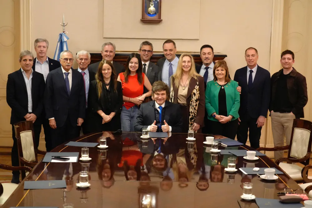 Milei reunió a su nuevo Gabinete para avanzar con los temas clave en el Congreso