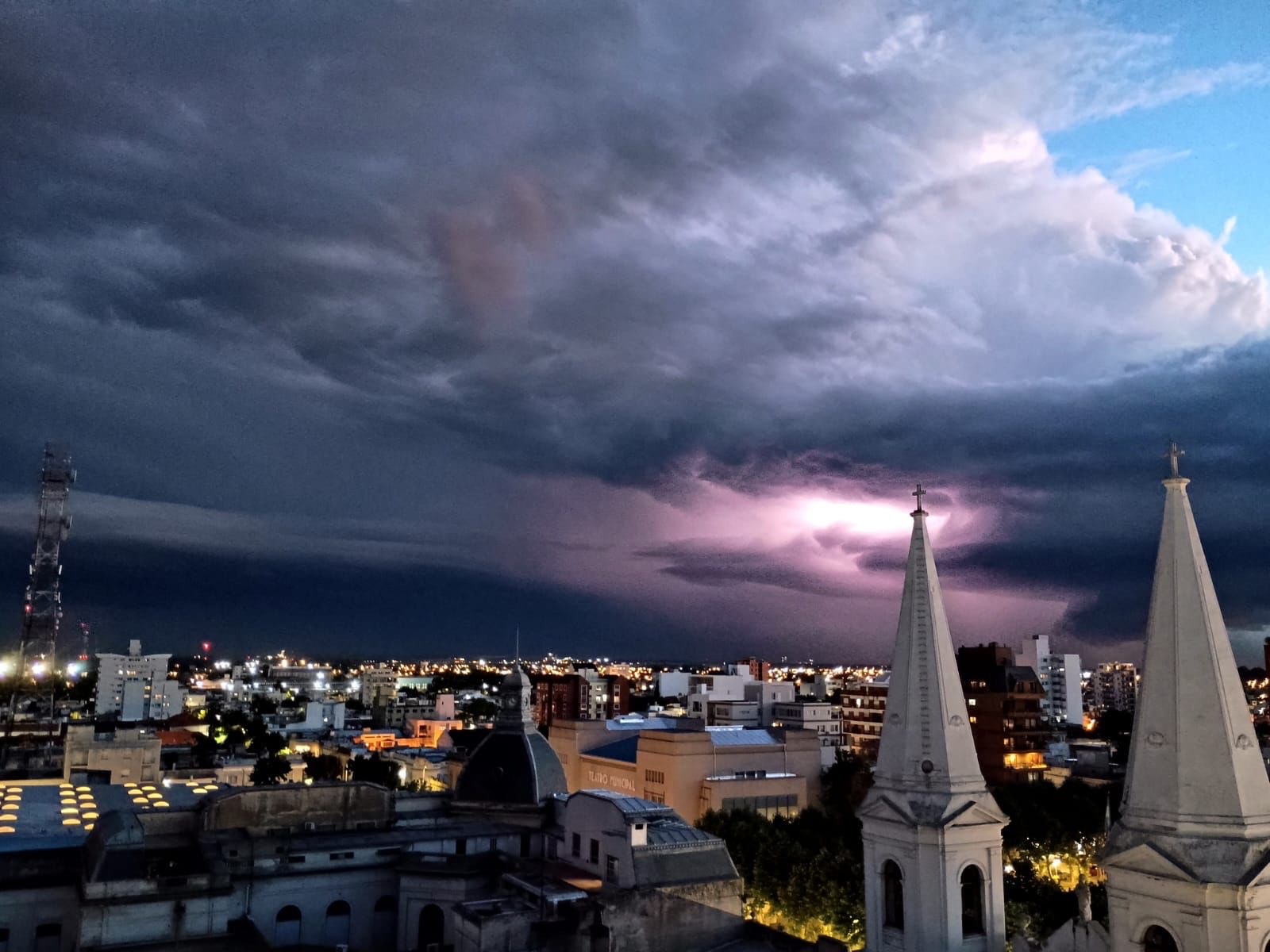 El SMN emitió una alerta amarilla por tormentas para la tarde de este jueves