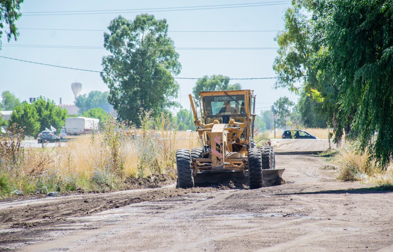 Avanzan los trabajos de mejoramiento de calles en Villa Aurora, AOMA y Pickelado