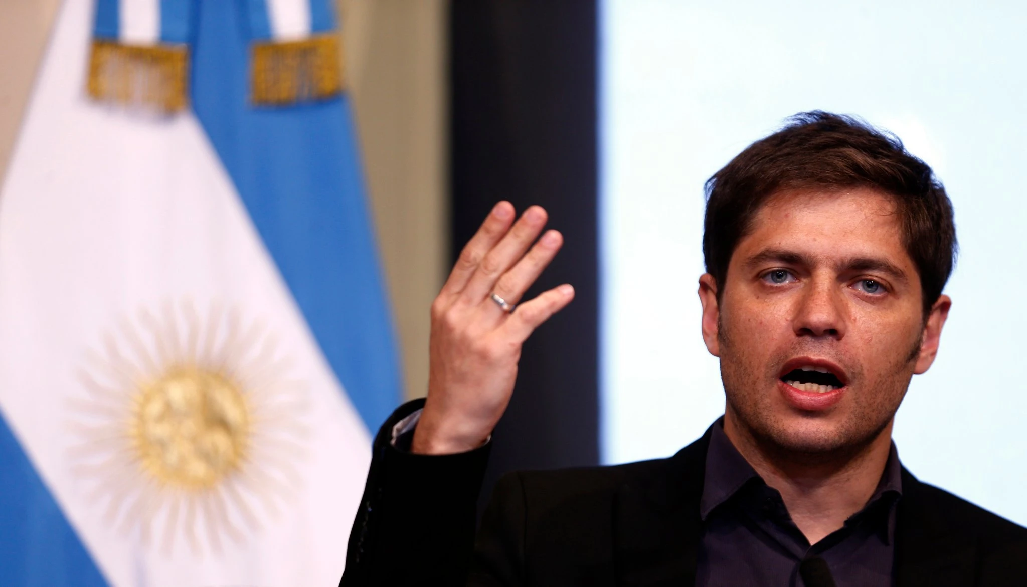 Kicillof expresó su "condena" a la intervención militar de Estados Unidos en Venezuela