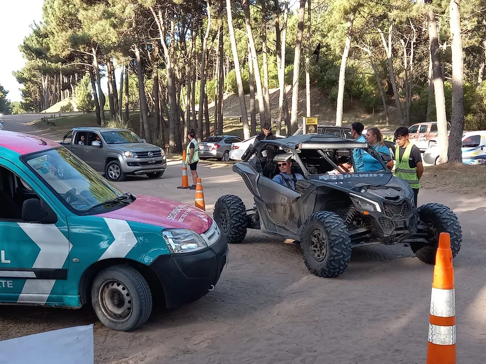 Buscan prohibir por ley la circulación de vehículos en las playas bonaerenses