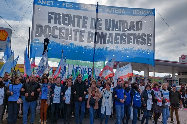 El Frente de Unidad Docente Bonaerense confirmó que todos los gremios se suman al paro del 2 de marzo