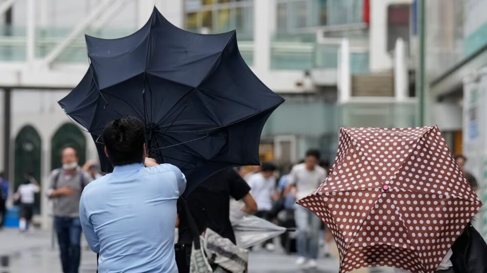 El SMN emitió una doble alerta por fuertes vientos para este domingo