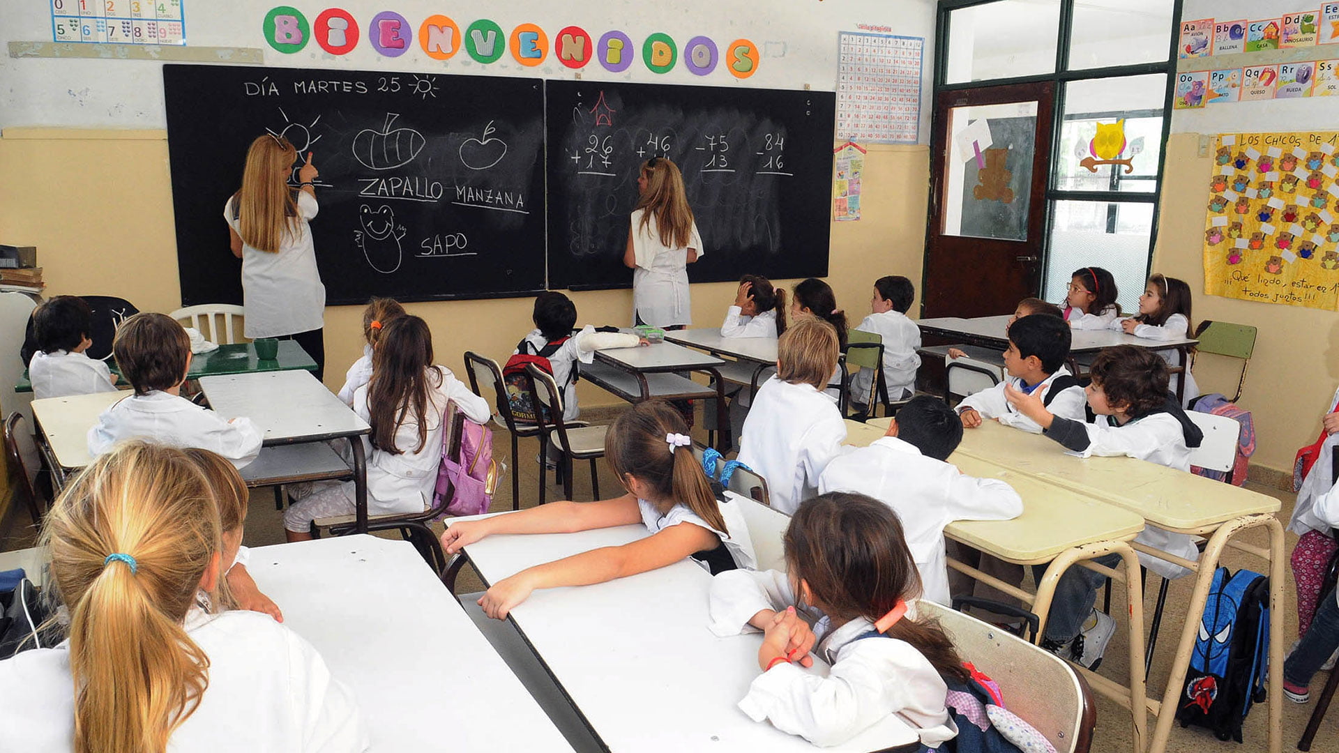 Se dictarán con normalidad las clases durante el turno tarde y vespertino de este martes