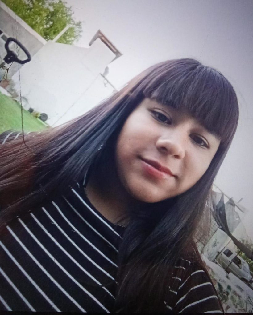 Se busca dar con el paradero de una adolescente de 15 años