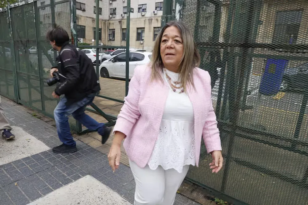 Las propiedades de Adorni: Su escribana dijo que iba a pagar en cuotas sin interés y que no sabe de dónde salió el dinero