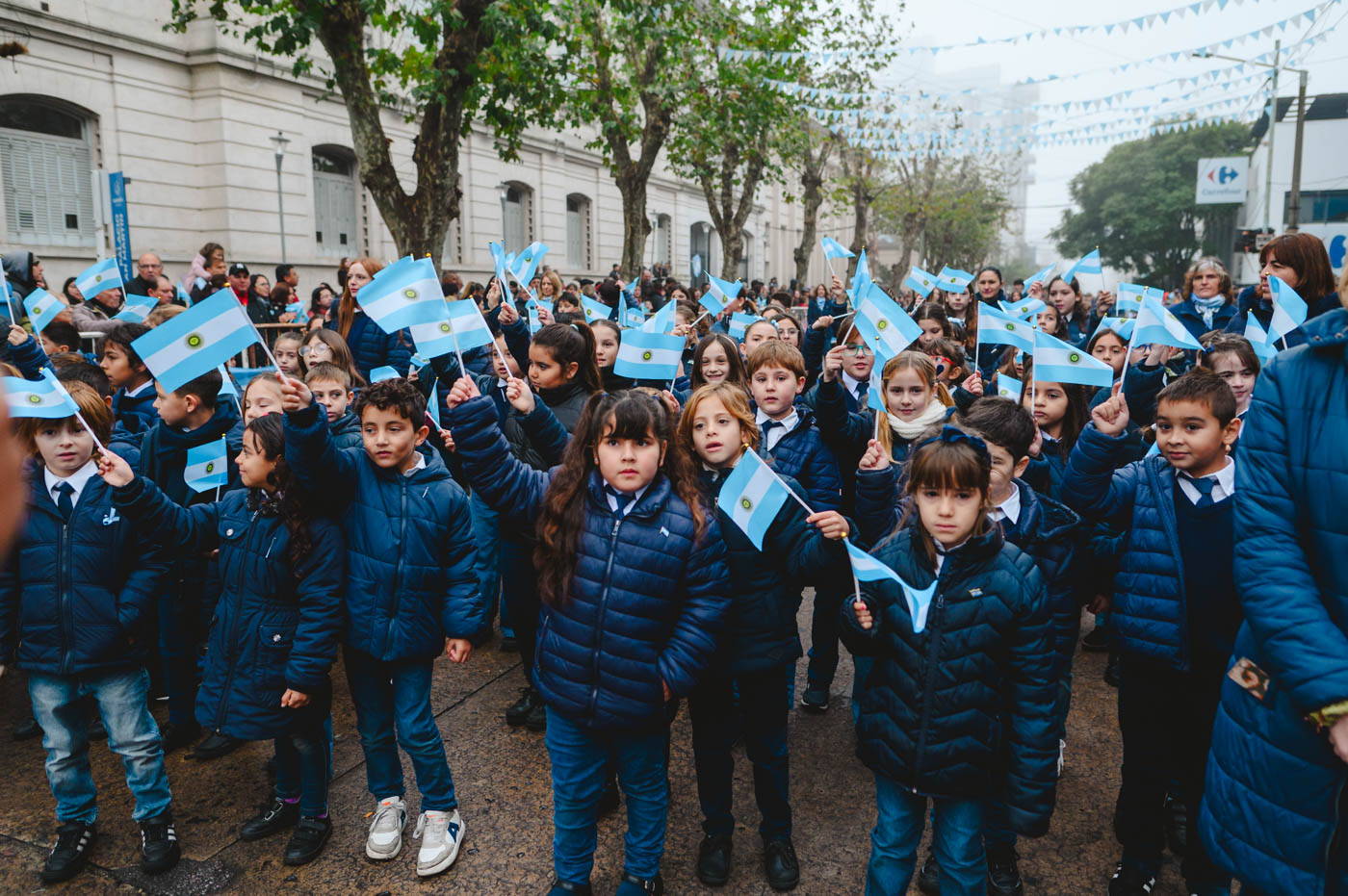El Municipio continúa con la convocatoria a instituciones para ser parte del Desfile Patrio del 25 de Mayo