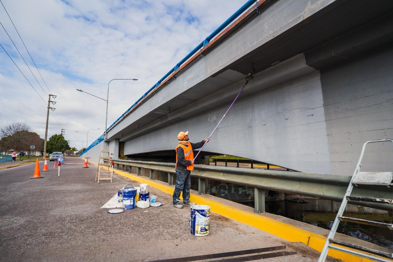 Se llevan adelante tareas de mantenimiento sobre el Puente “Lucio Florinda”